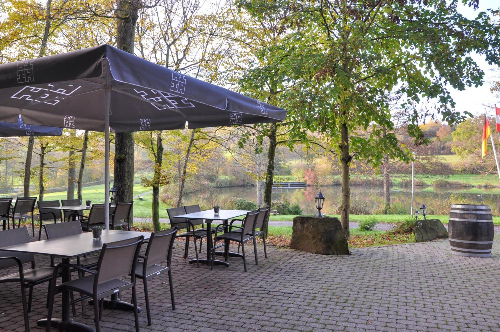 Hotel-Restaurant Kreuzberghof Tagungs- Und Veranstaltungshotel Tiefenbach  Exterior photo