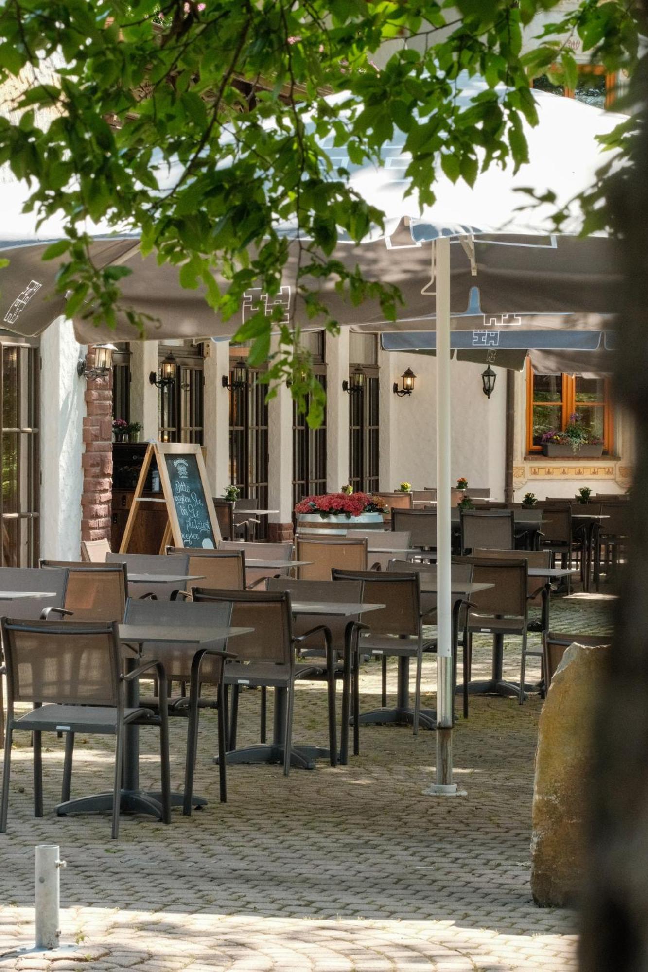 Hotel-Restaurant Kreuzberghof Tagungs- Und Veranstaltungshotel Tiefenbach  Exterior photo